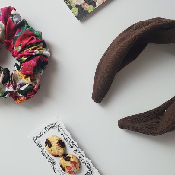 Set 10 - Picture 2 of 3